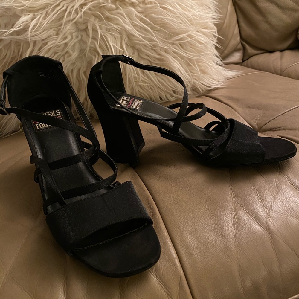 Dressy shimmering black heels